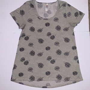 Lularoe Rose Tee Size M